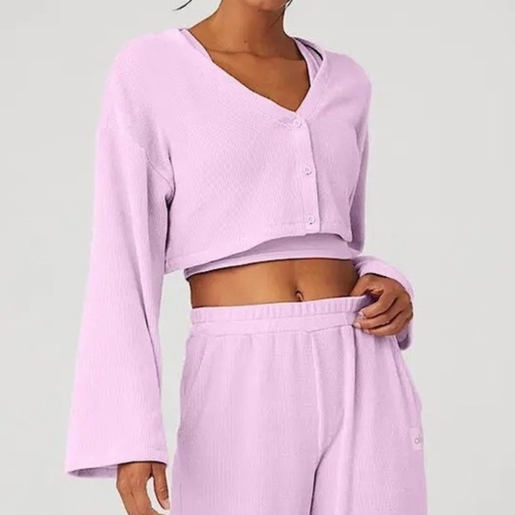 Alo yoga Chenille Chalet Cardigan Sugarplum Pink small - Picture 1 of 15